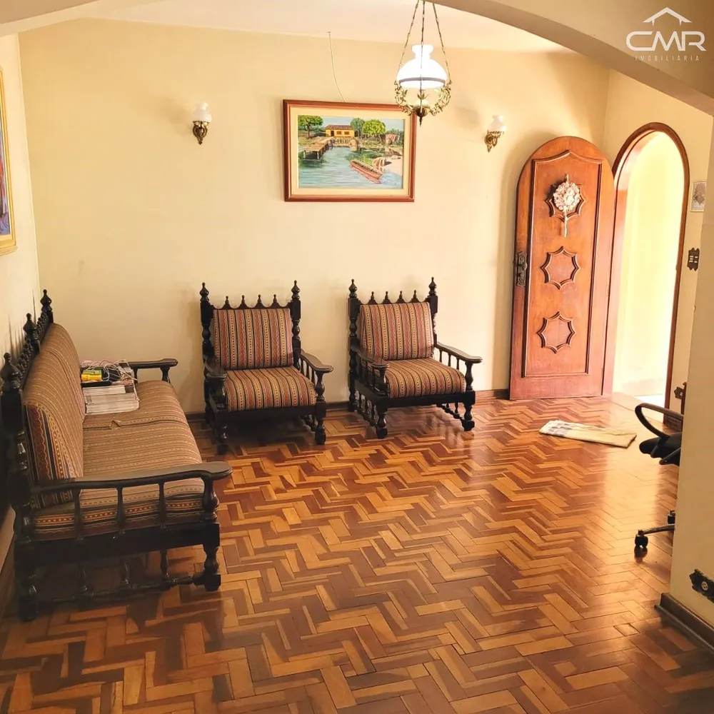 Casa, 3 quartos, 239 m² - Foto 1