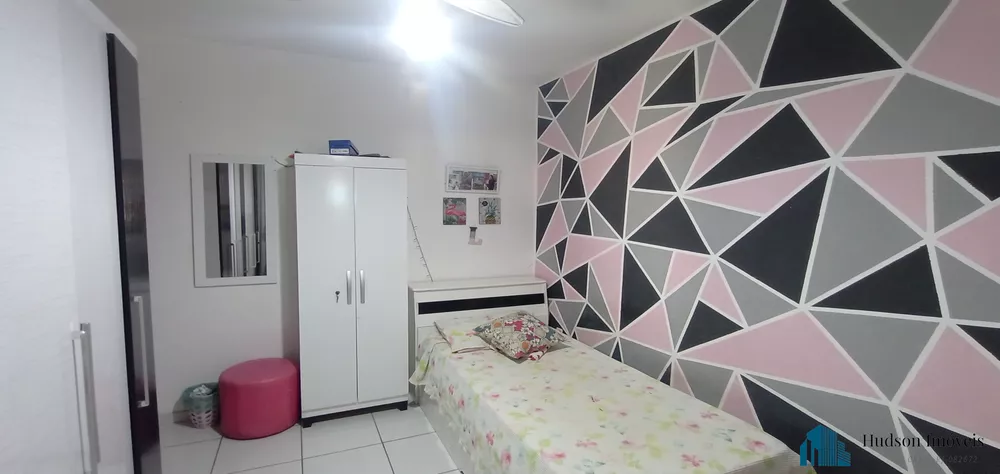 Casa à venda com 2 quartos, 130m² - Foto 8