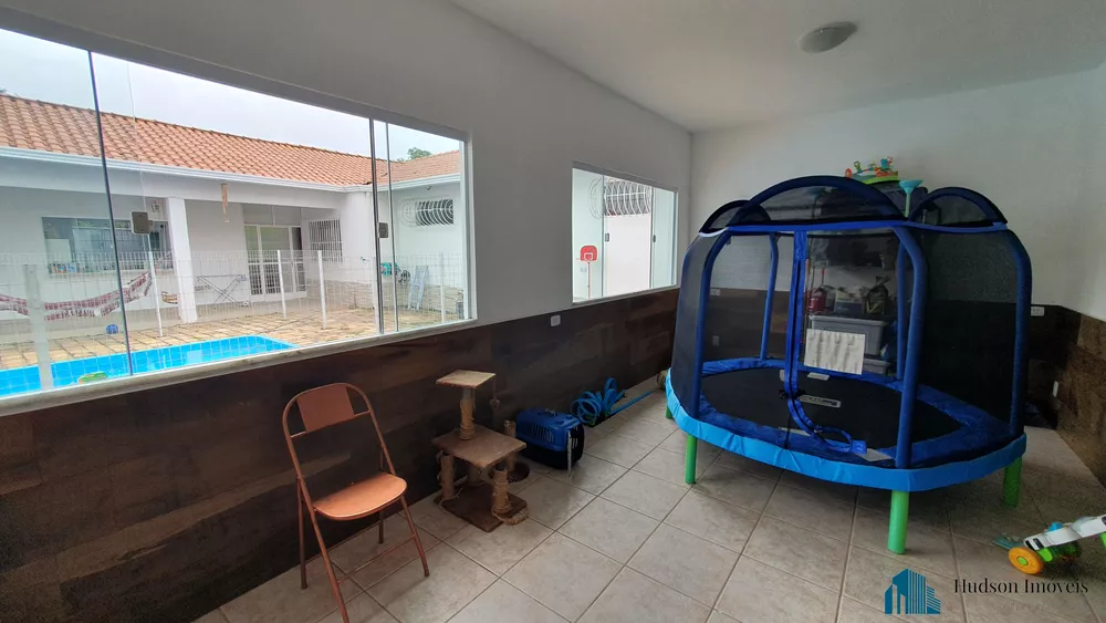 Casa à venda com 4 quartos, 360m² - Foto 12