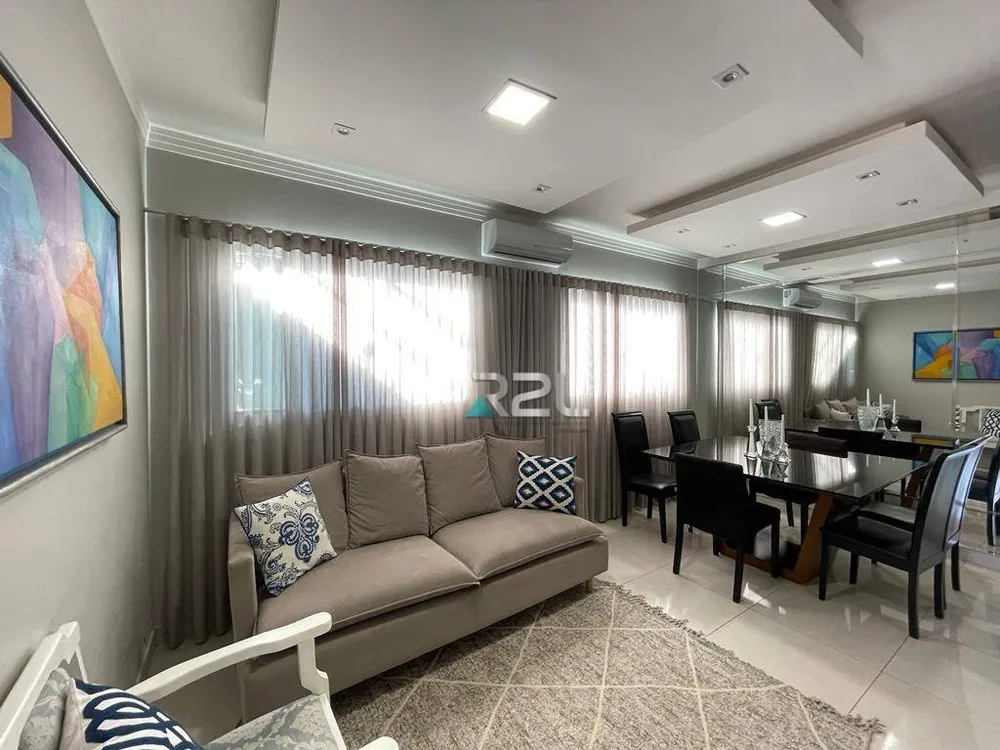 Casa, 3 quartos, 204 m² - Foto 2