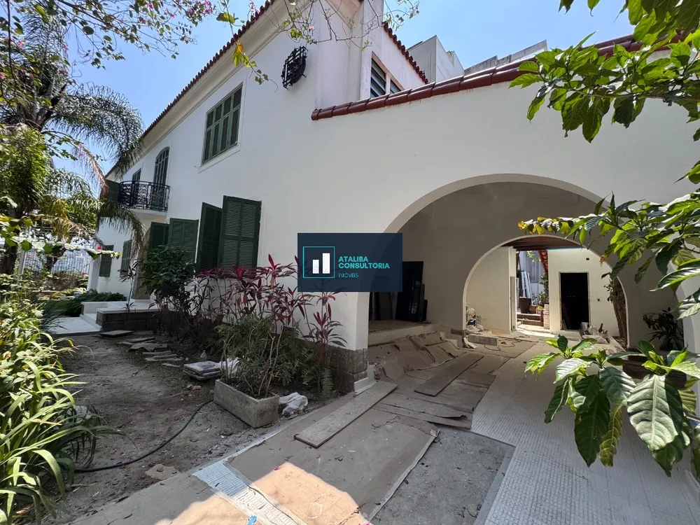 Casa, 4 quartos, 439 m² - Foto 1