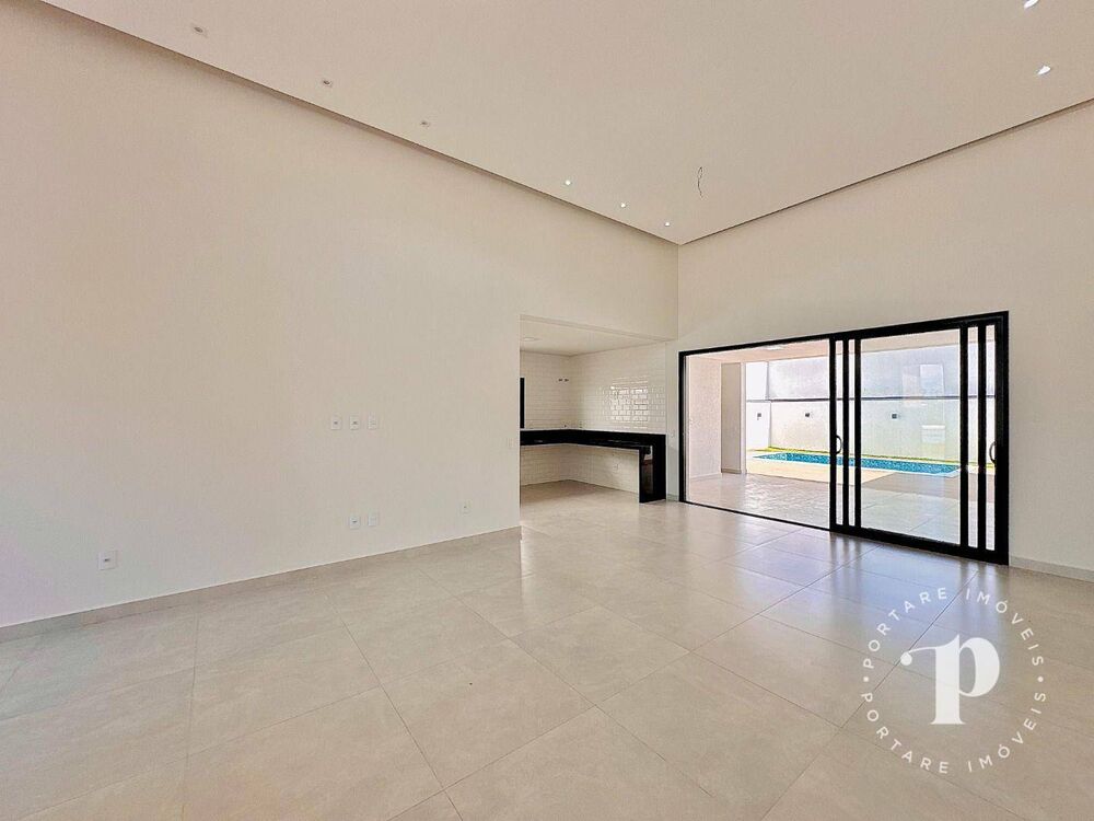 Casa de Condomínio à venda com 3 quartos, 248m² - Foto 3