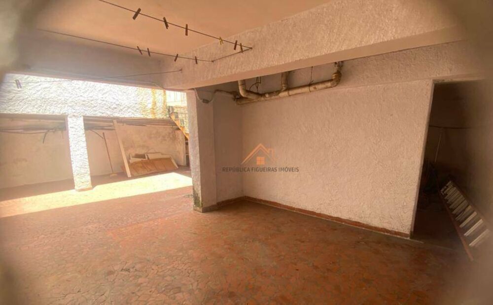 Sobrado, 5 quartos, 236 m² - Foto 2