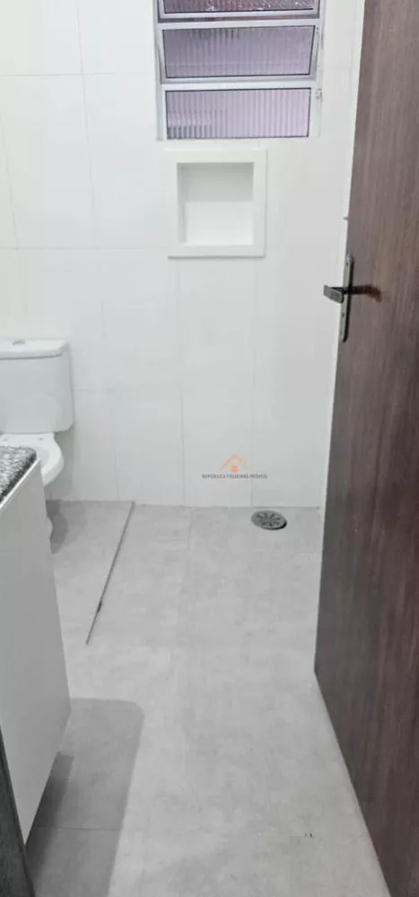 Casa à venda com 2 quartos, 150m² - Foto 6