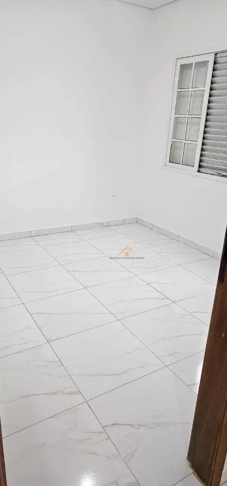 Casa à venda com 2 quartos, 150m² - Foto 4