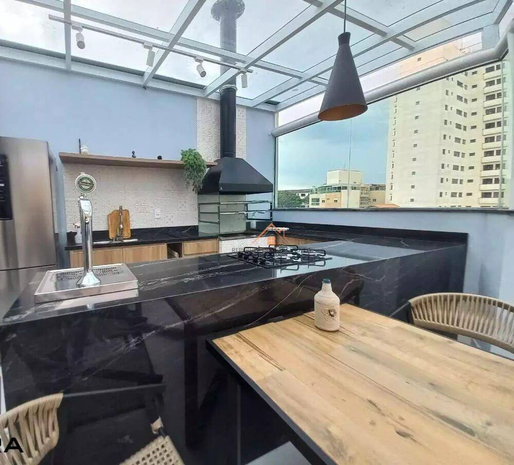 Cobertura, 3 quartos, 202 m² - Foto 1