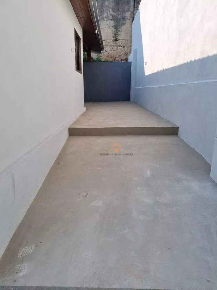 Casa à venda com 3 quartos, 270M2 - Foto 8