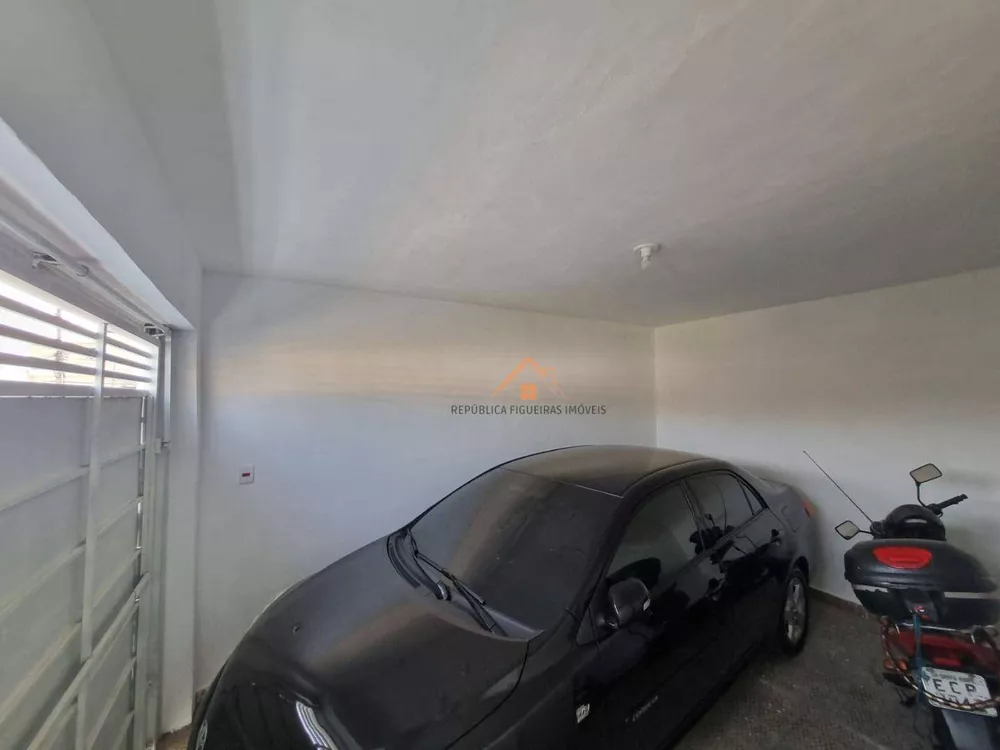 Casa à venda com 3 quartos, 270M2 - Foto 3