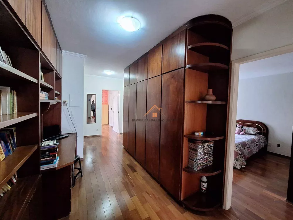 Sobrado à venda com 4 quartos, 274m² - Foto 7