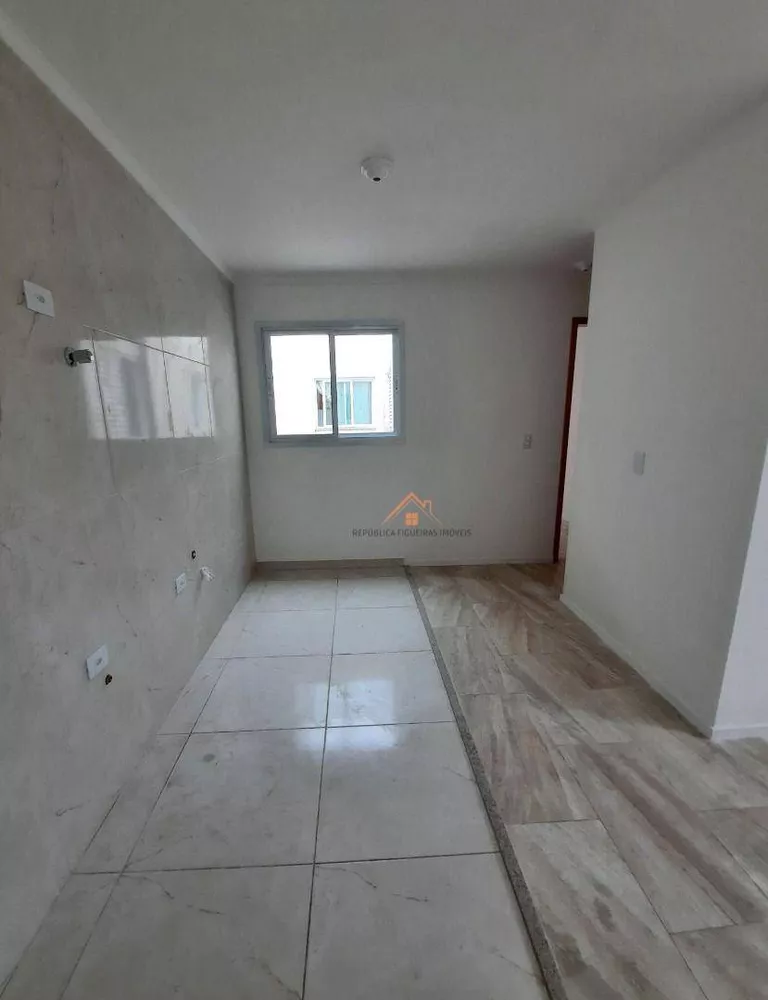 Cobertura à venda com 2 quartos, 72m² - Foto 2