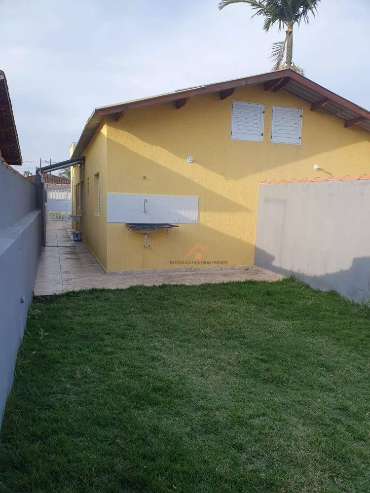 Casa à venda com 2 quartos, 160M2 - Foto 1