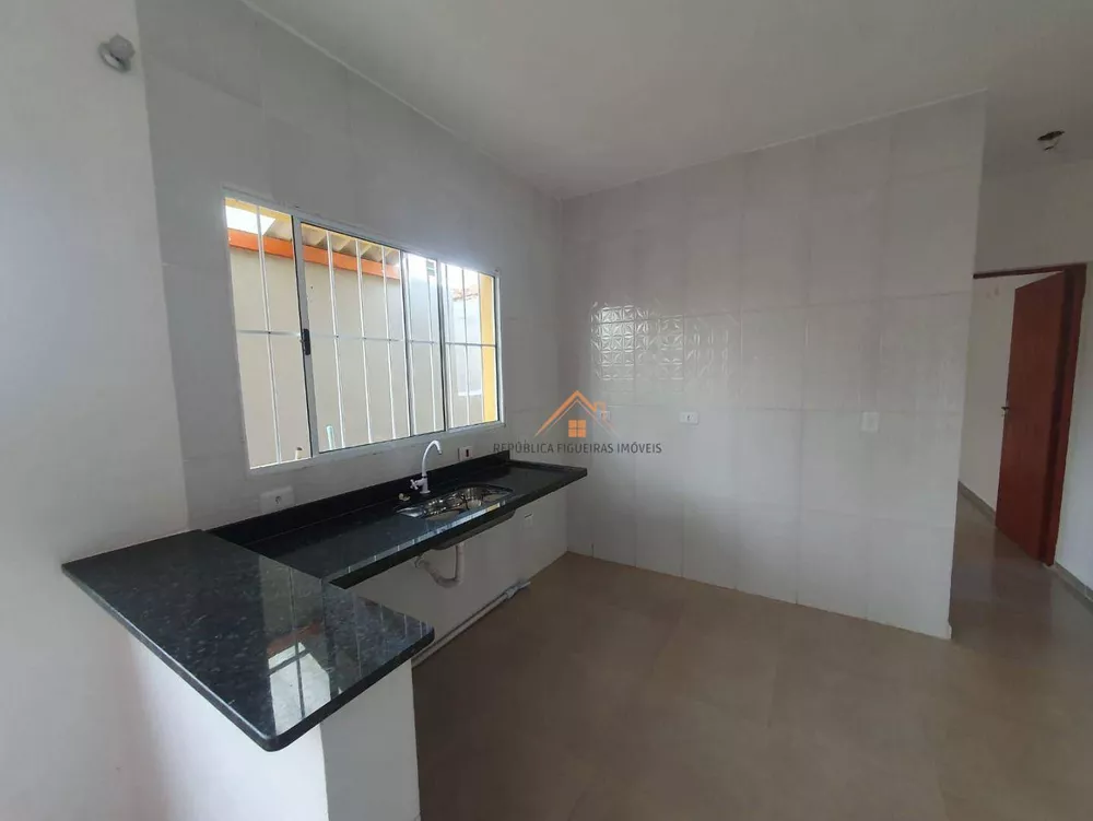 Casa à venda com 2 quartos, 160M2 - Foto 4