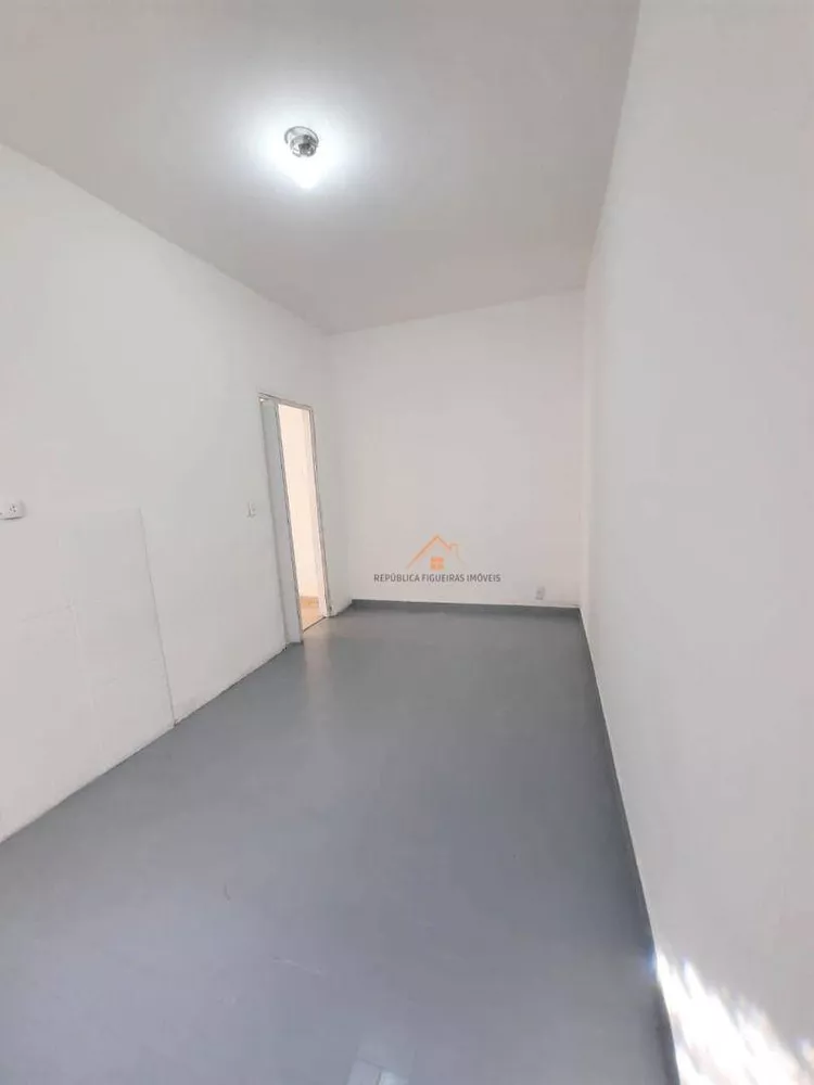 Casa para alugar com 3 quartos, 100m² - Foto 13