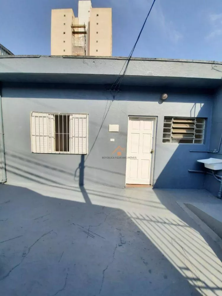 Casa para alugar com 3 quartos, 100m² - Foto 5