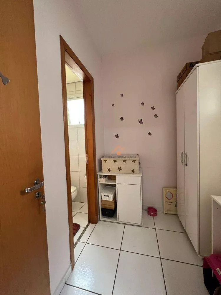 Apartamento à venda com 4 quartos, 125m² - Foto 3