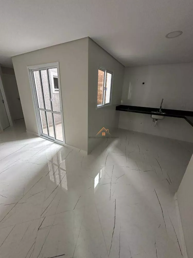 Apartamento à venda com 2 quartos, 66m² - Foto 3