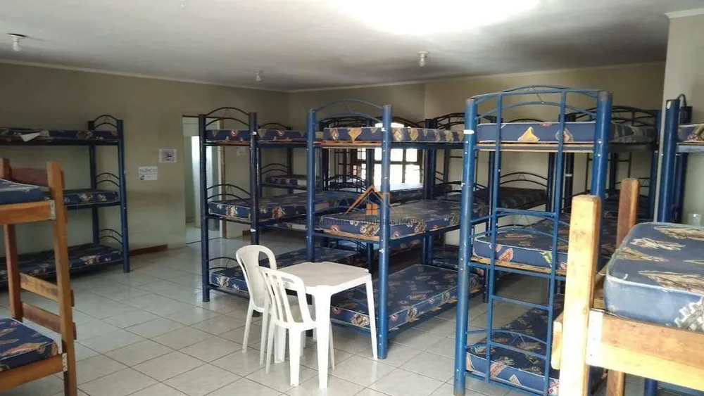 Chácara, 4 quartos, 4100 m² - Foto 1