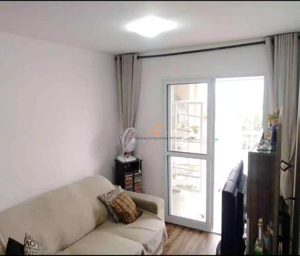 Apartamento à venda com 2 quartos, 57m² - Foto 3