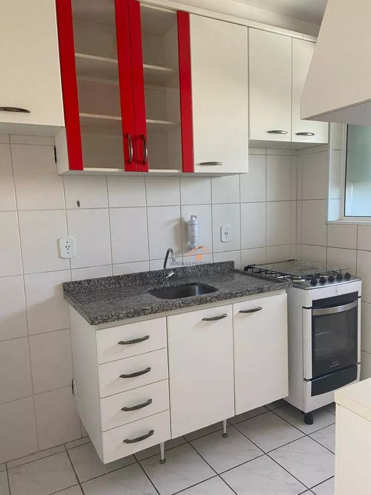 Apartamento à venda com 2 quartos, 49m² - Foto 17