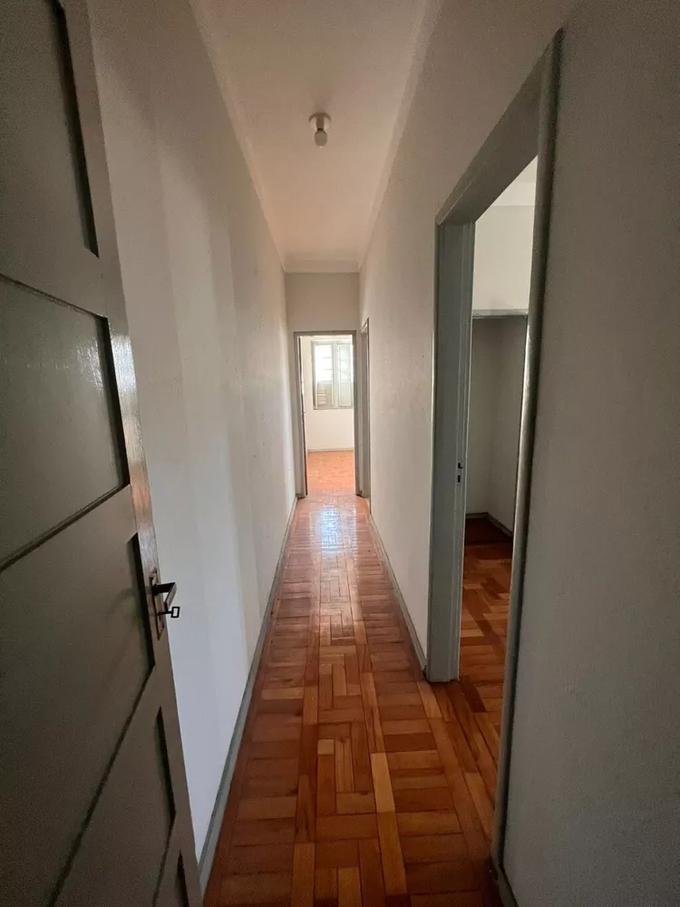 Apartamento à venda com 2 quartos, 68m² - Foto 2