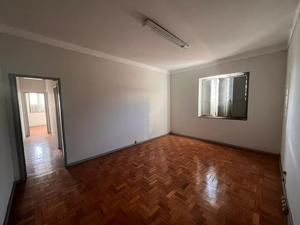 Apartamento à venda com 2 quartos, 68m² - Foto 4