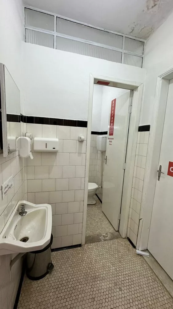 Casa à venda com 5 quartos, 200m² - Foto 4