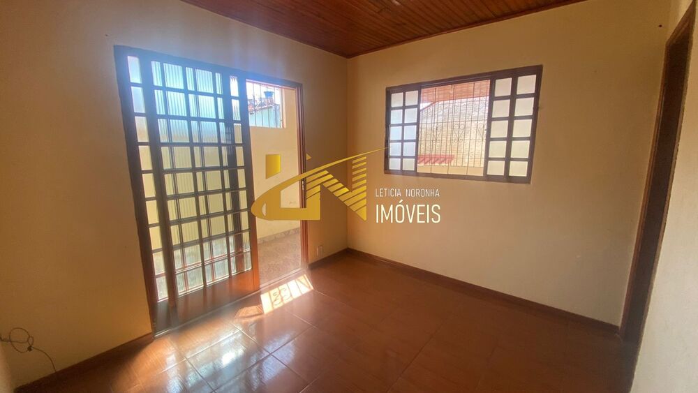 Casa à venda com 2 quartos - Foto 2