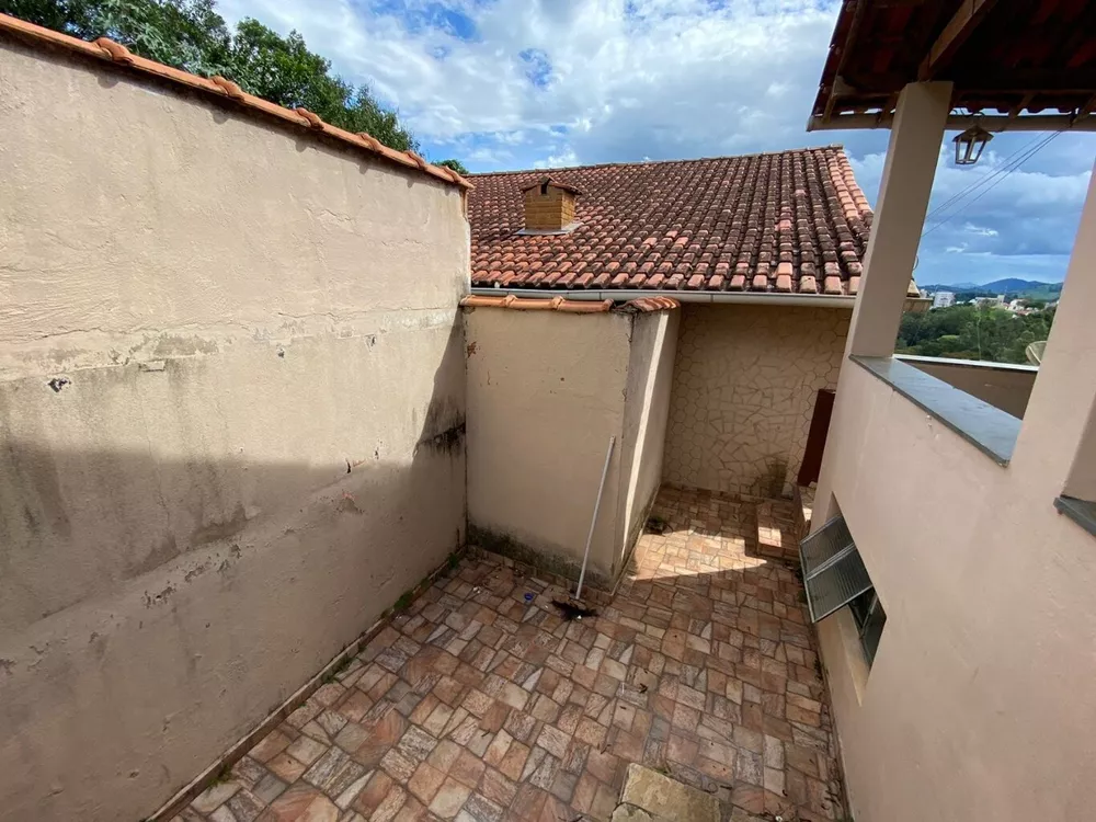 Casa, 5 quartos, 266 m² - Foto 4