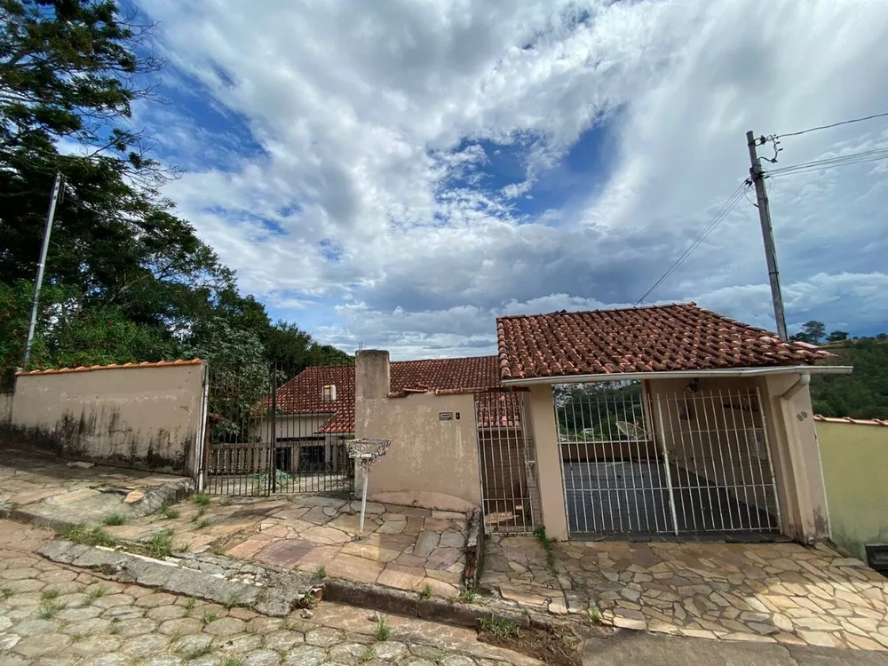 Casa, 5 quartos, 266 m² - Foto 2