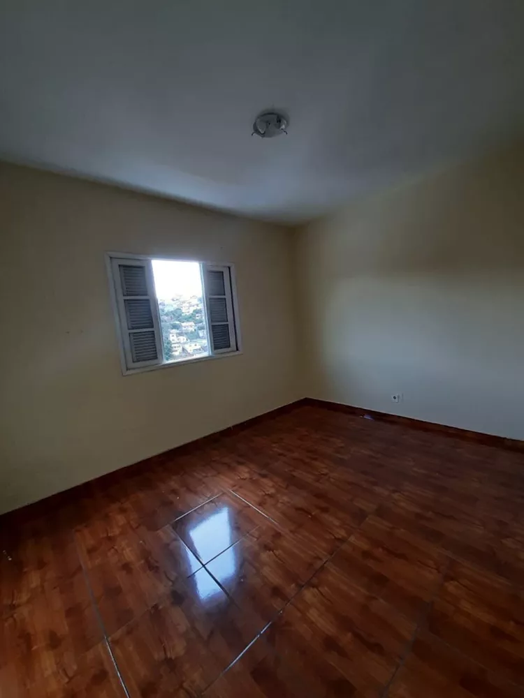 Apartamento à venda com 2 quartos, 65m² - Foto 4