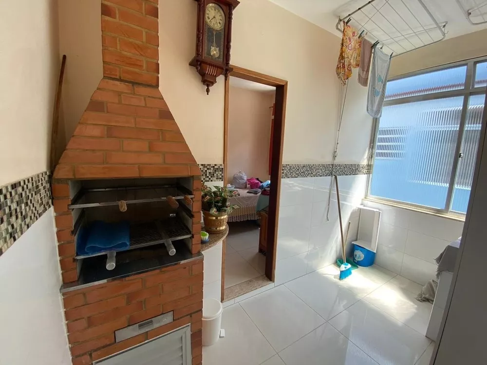 Apartamento à venda com 3 quartos, 131m² - Foto 4