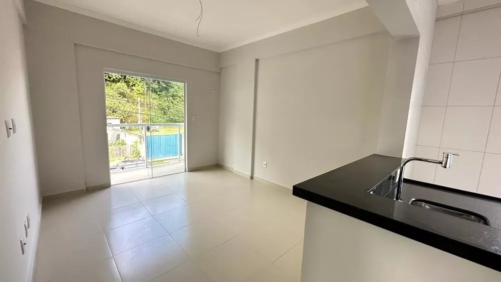 Apartamento à venda com 2 quartos, 70m² - Foto 1