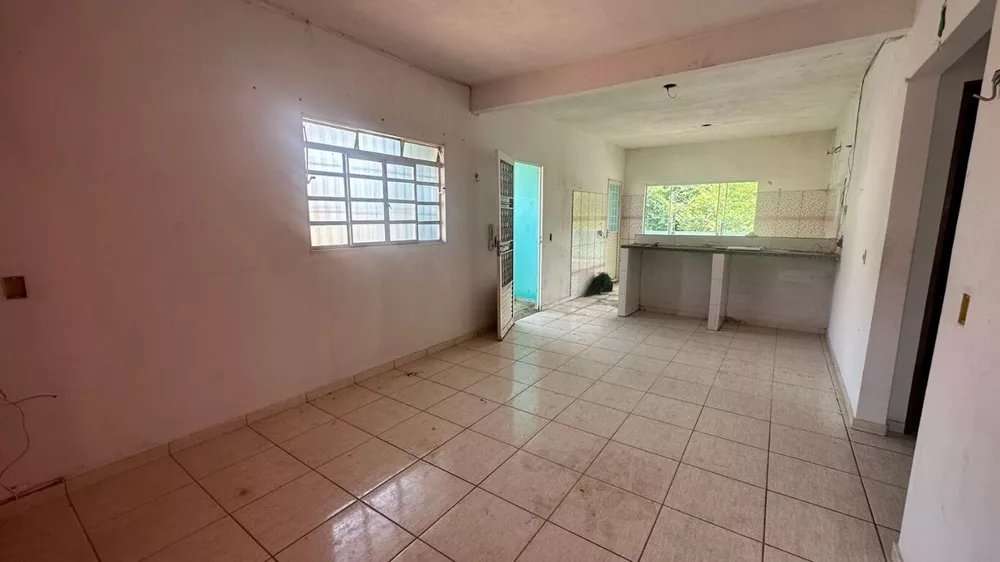 Casa à venda com 3 quartos - Foto 4