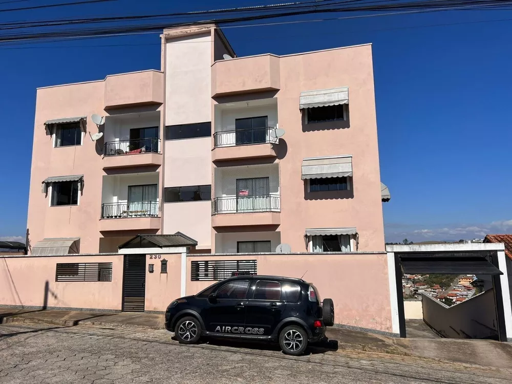 Apartamento à venda com 2 quartos, 70m² - Foto 1