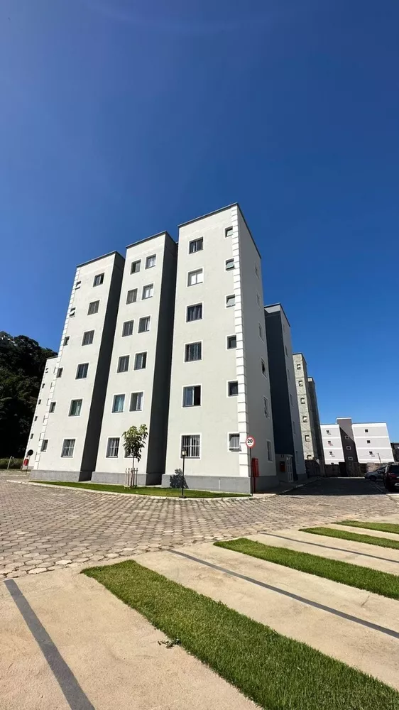 Apartamento à venda com 2 quartos, 64m² - Foto 1