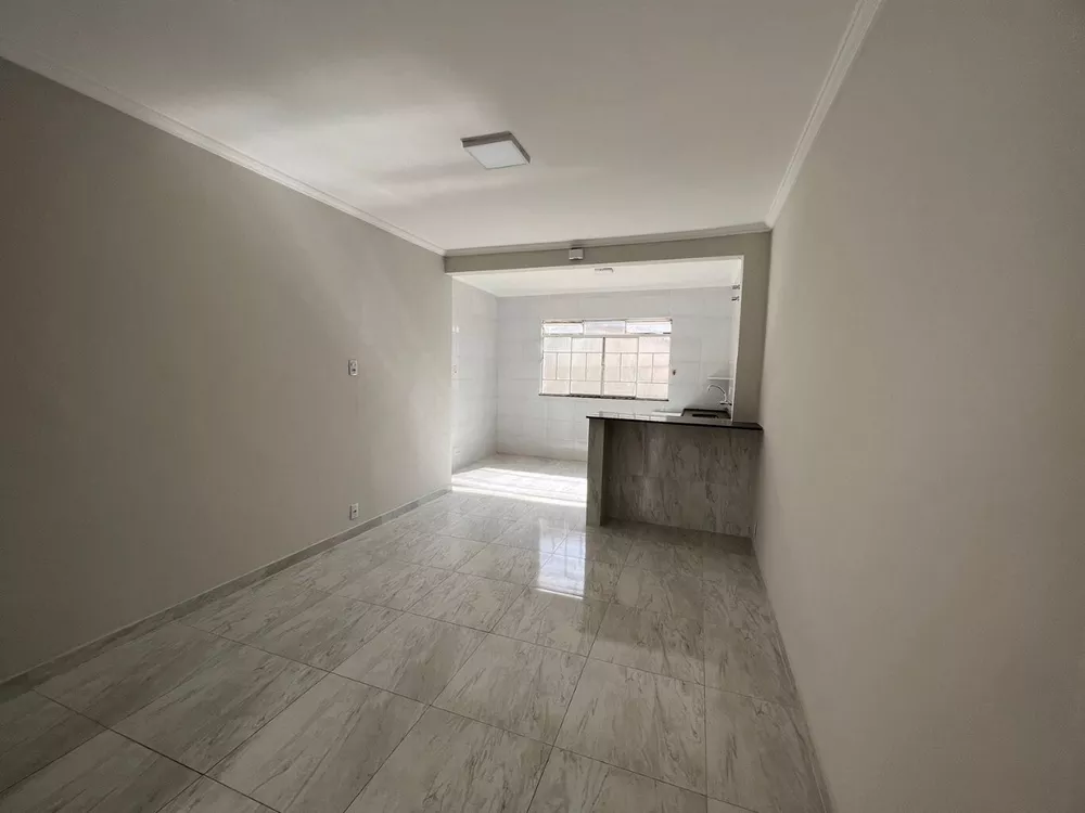 Apartamento à venda com 2 quartos, 82m² - Foto 2