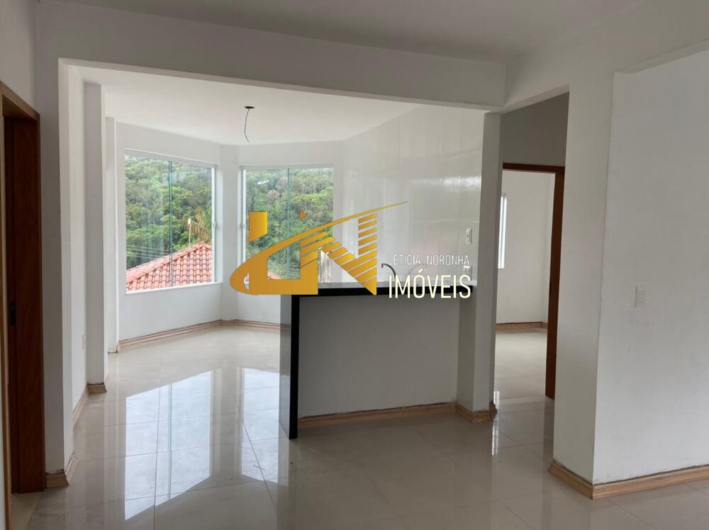 Apartamento à venda com 3 quartos, 109m² - Foto 1