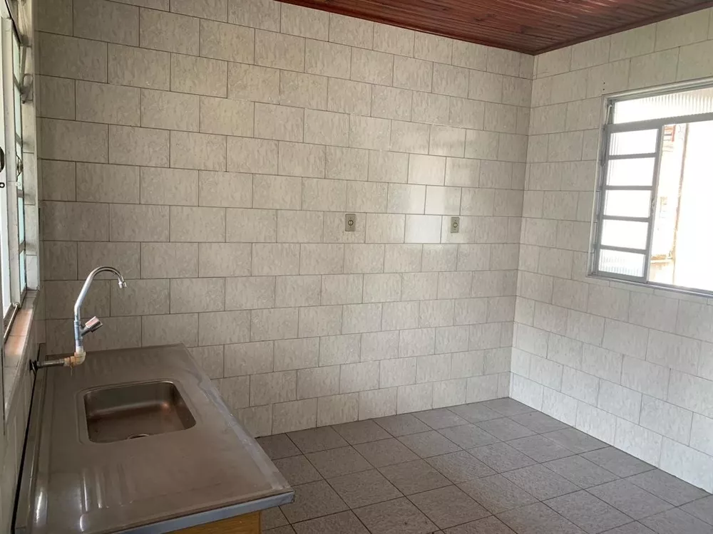 Casa para alugar com 3 quartos, 86m² - Foto 3