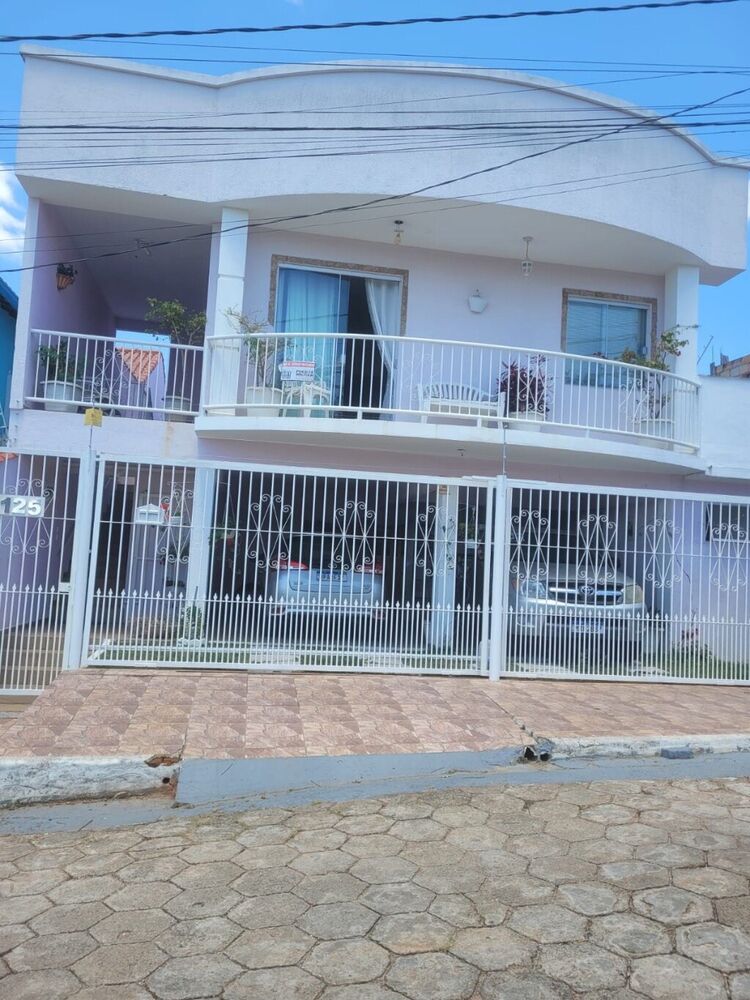 Casa, 3 quartos, 188 m² - Foto 1