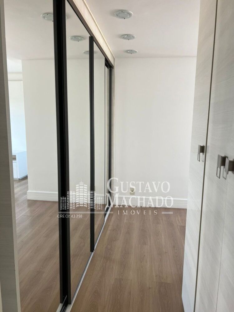 Apartamento à venda com 4 quartos, 140m² - Foto 8