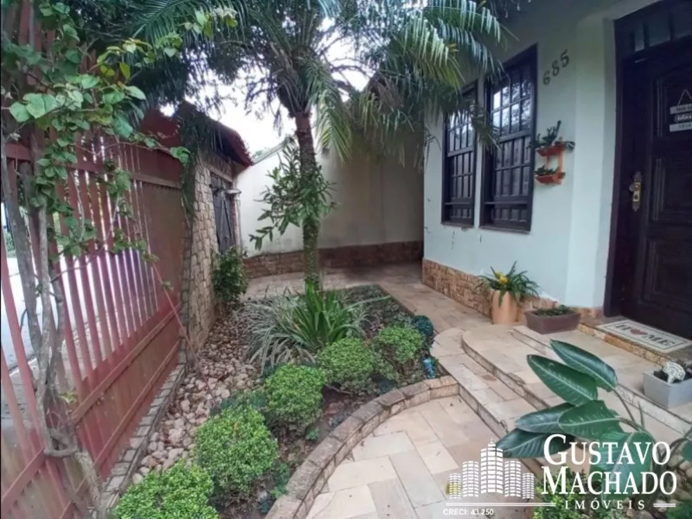 Casa, 3 quartos, 230 m² - Foto 1