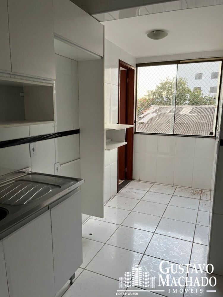 Apartamento à venda com 2 quartos, 75m² - Foto 4