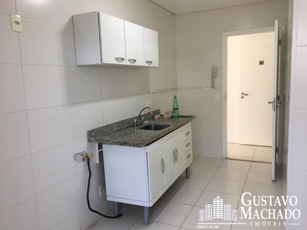Apartamento à venda com 3 quartos, 118m² - Foto 4