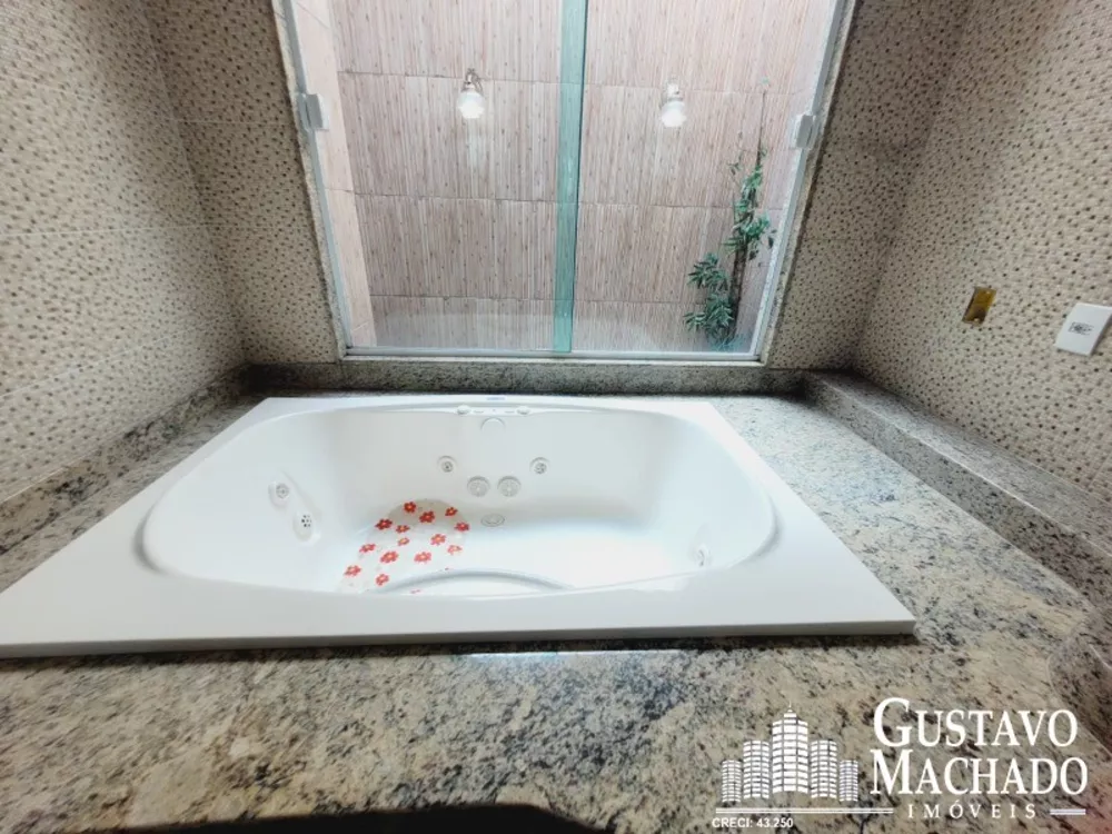 Casa, 6 quartos, 226 m² - Foto 29