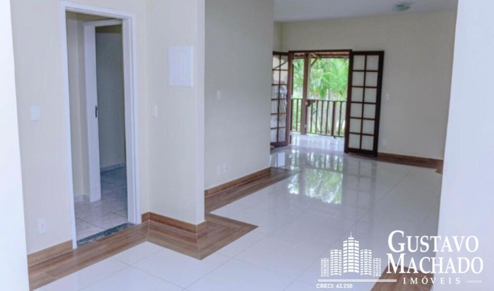 Casa à venda com 3 quartos, 174m² - Foto 1