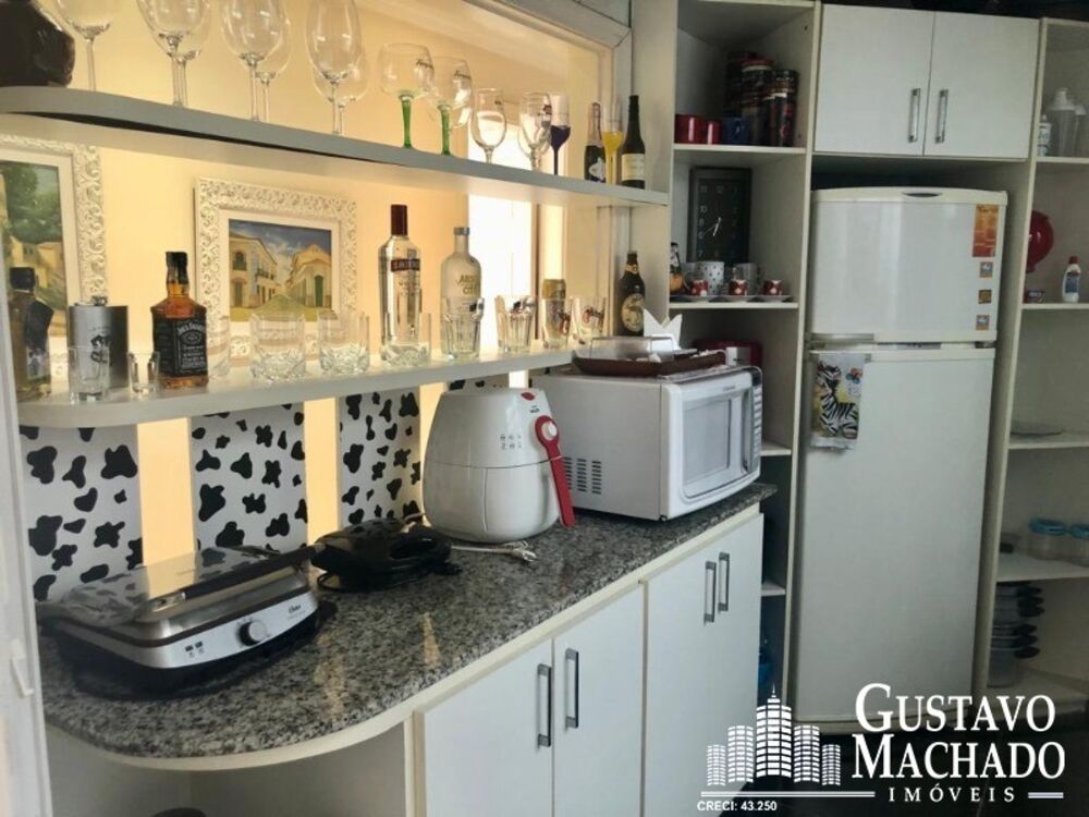 Apartamento à venda com 2 quartos, 78m² - Foto 2
