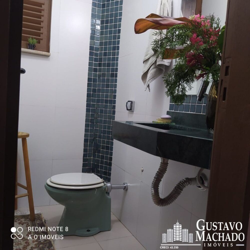 Casa à venda com 2 quartos, 170m² - Foto 11