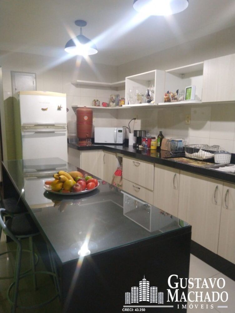 Casa à venda com 2 quartos, 170m² - Foto 12