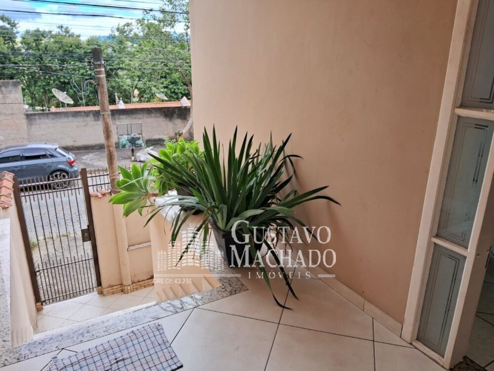 Casa à venda com 3 quartos - Foto 2