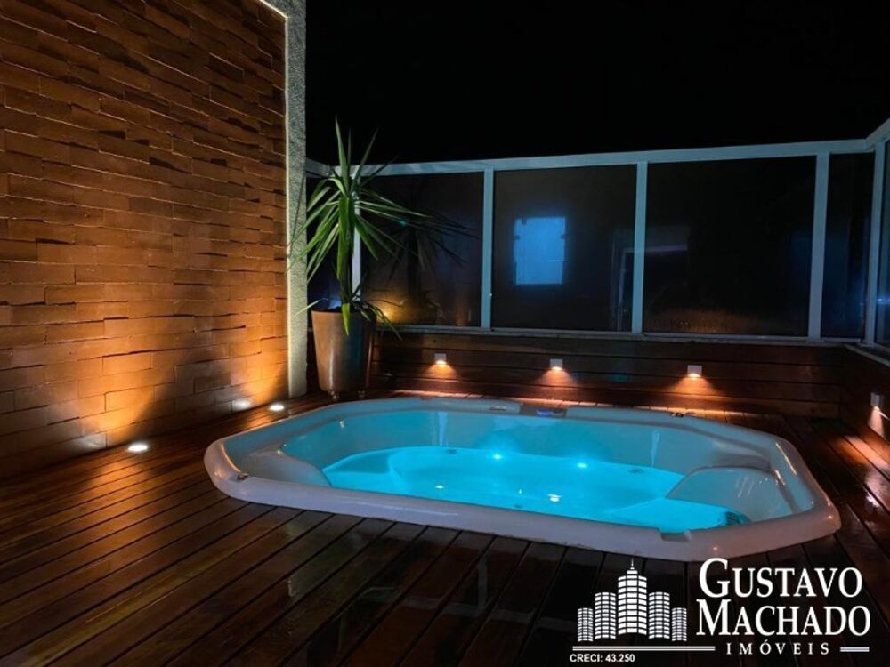 Cobertura à venda com 2 quartos, 220m² - Foto 3